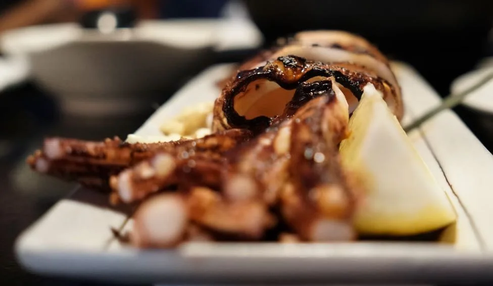 Crispy Griddled Calamari: A Taste of the Sea
