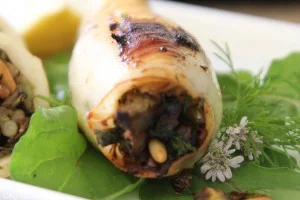 Calamari ripieni al forno alla siciliana, un'esperienza di mare irresistibile