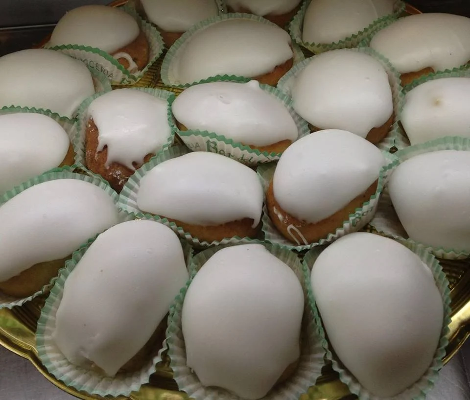 Cucchiteḍḍi di Sciacca: dolcetti di mandorla e zuccata