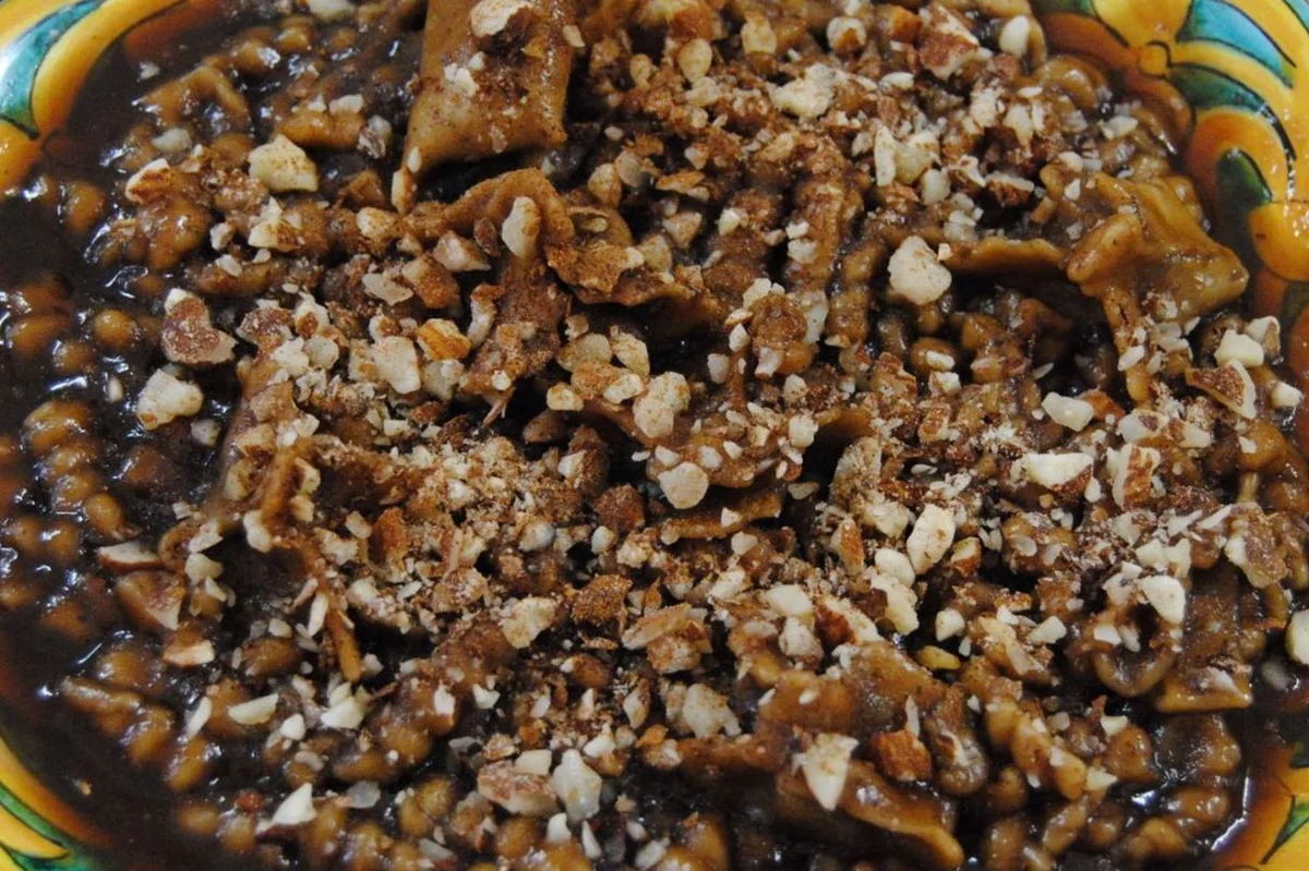 Cuḍḍureḍḍi con il mosto: Un tesoro del territorio ibleo