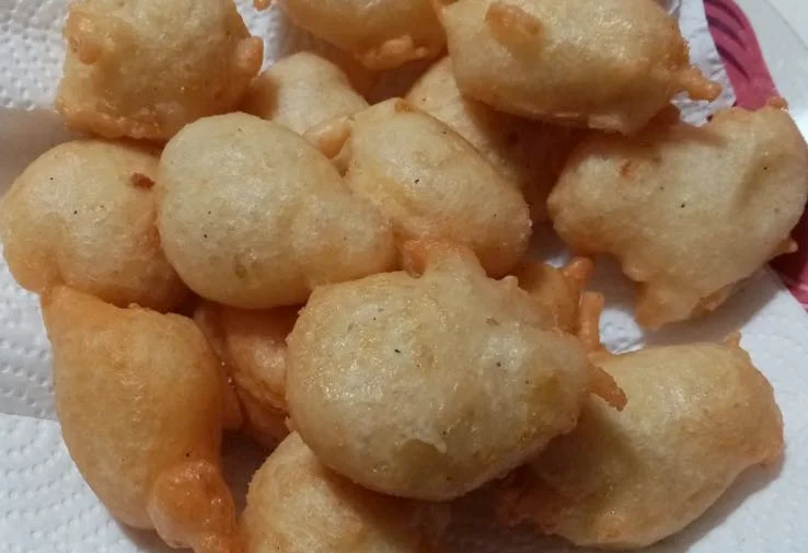 Cutumé: frittelle siciliane alla ricotta e miele