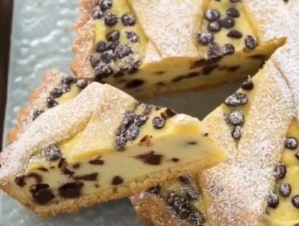 Sicilian Ricotta Tart: A Traditional Treat with a Creamy Heart