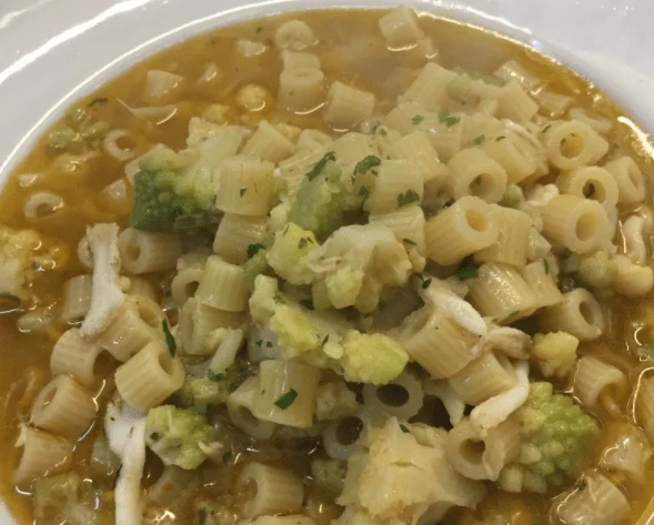 Hearty Sicilian Broth with Pasta and Broccoli: A True Comfort Classic