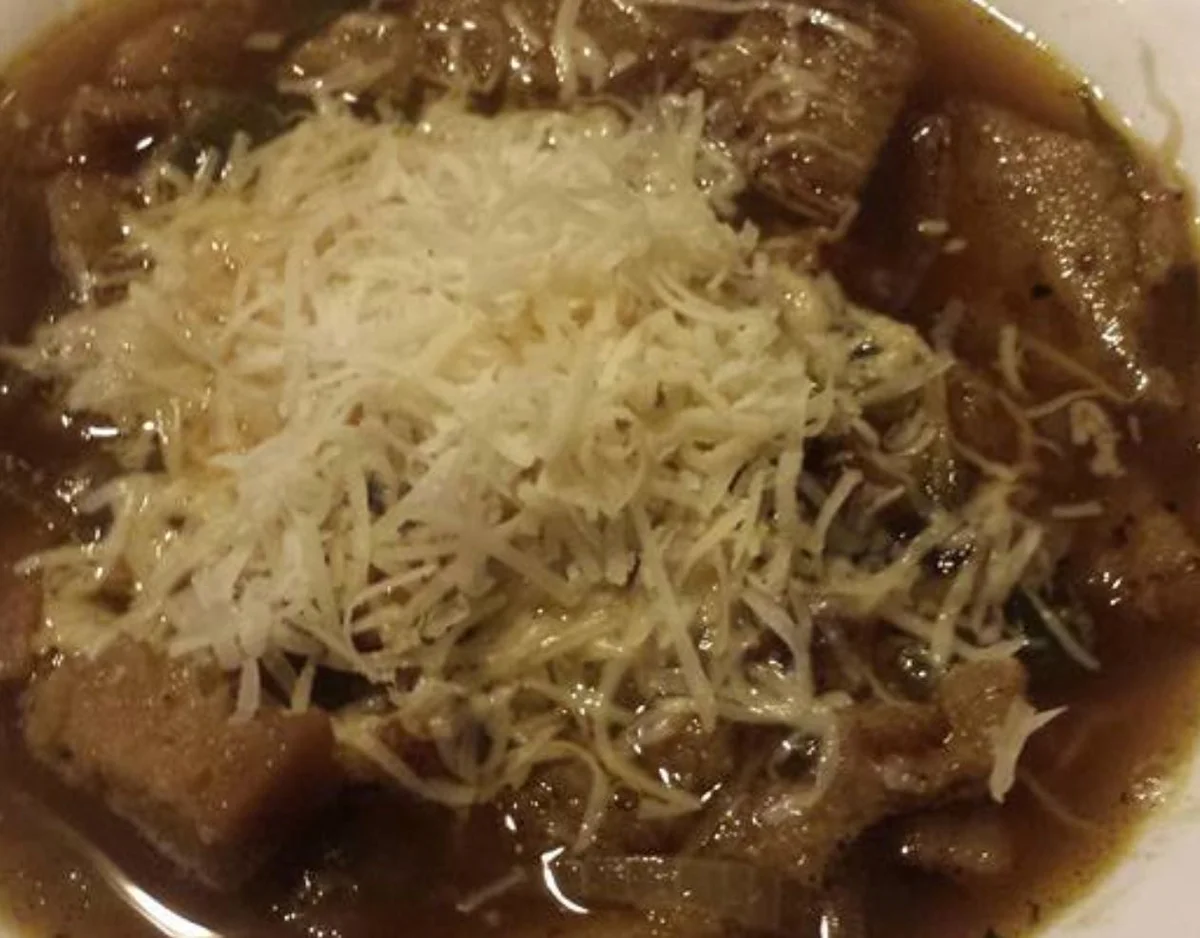 Pane cotto della nonna: Un'antica delizia siciliana per le sere d'inverno