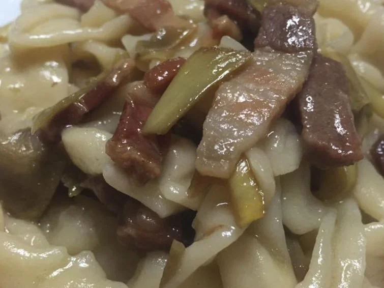 Pasta con carciofi e pancetta: Gusto e tradizione siciliana in un solo piatto