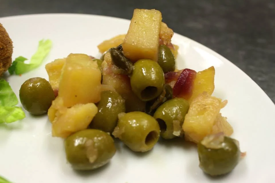 Patate apparecchiate alla siracusana: Tradizione e sapore