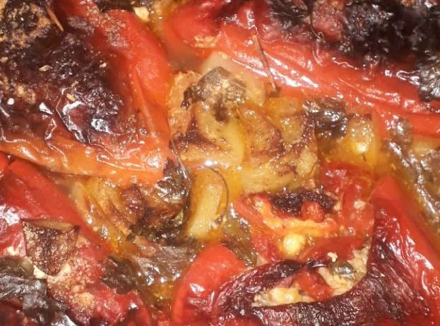 Un viaggio nei sapori del Mediterraneo: Peperoni ripieni alla siciliana