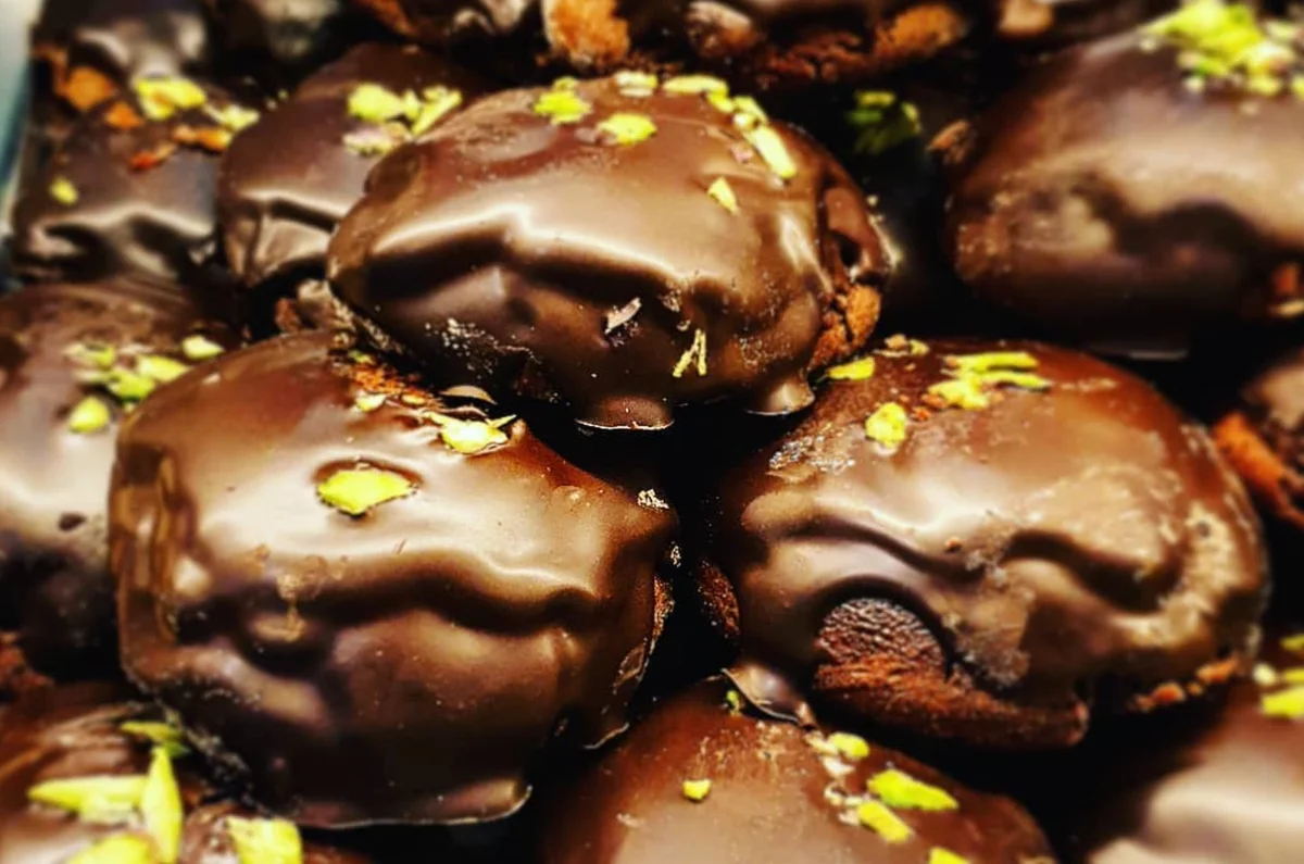 Rame di Napoli: il dolce dei Defunti dal cuore di cioccolato