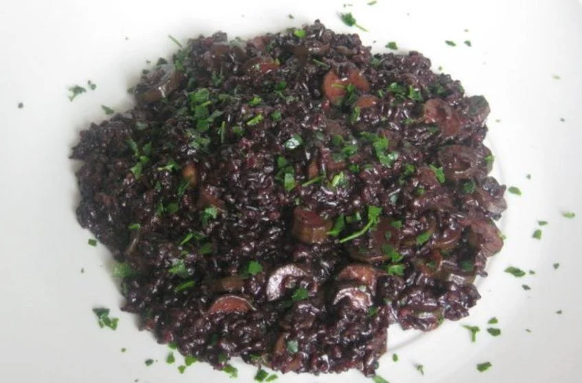 Risotto al nero di seppia alla siciliana