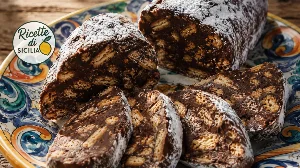 Sicilian Cialdoni or Ciarduna: Ricotta-Filled Almond Shells