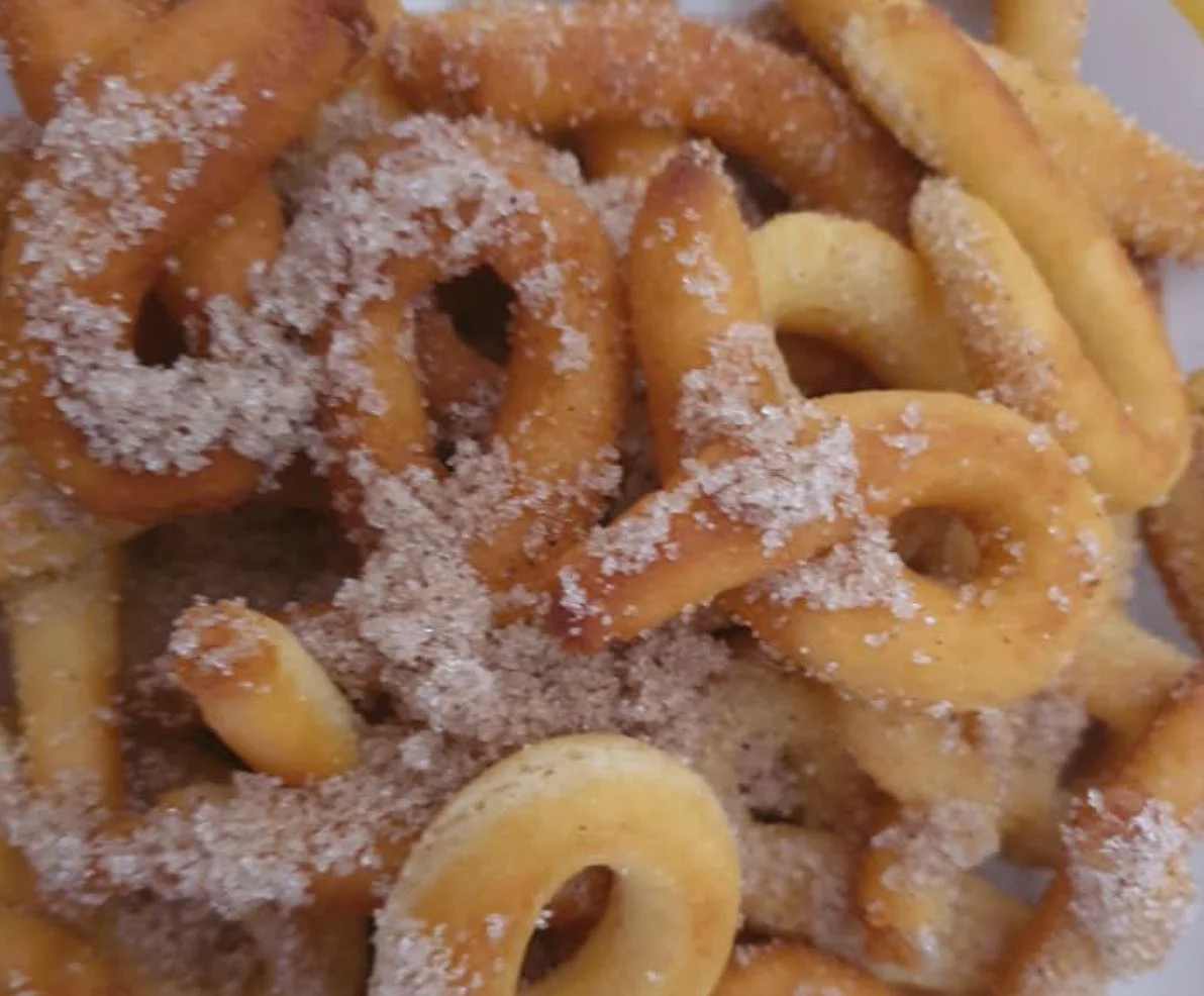 Sfince di prescia di Montelepre: le frittelle natalizie del Palermitano