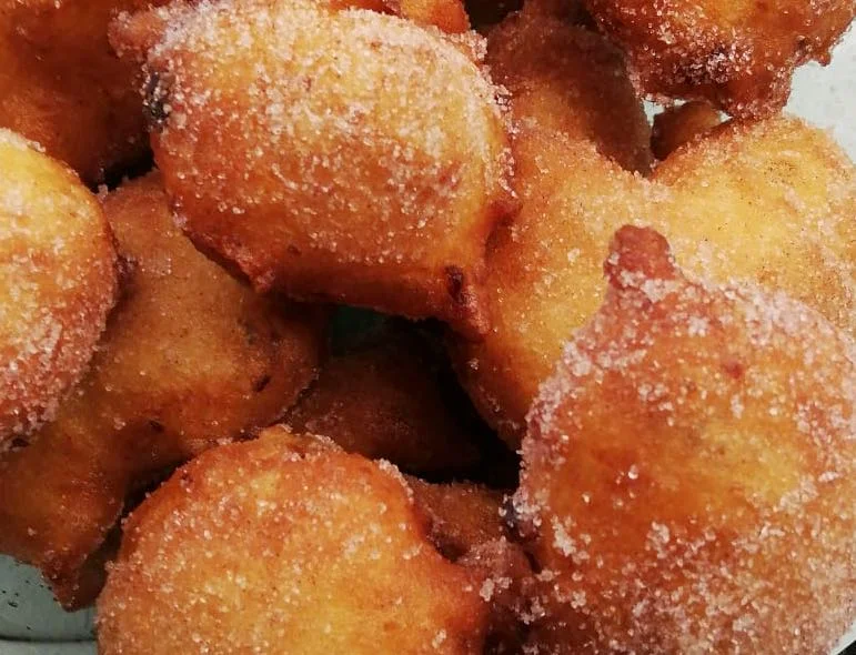 Sfince trapanesi: Delizie siciliane per le festività