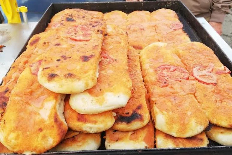 Sfincione palermitano: Il tradizionale tesoro della cucina siciliana