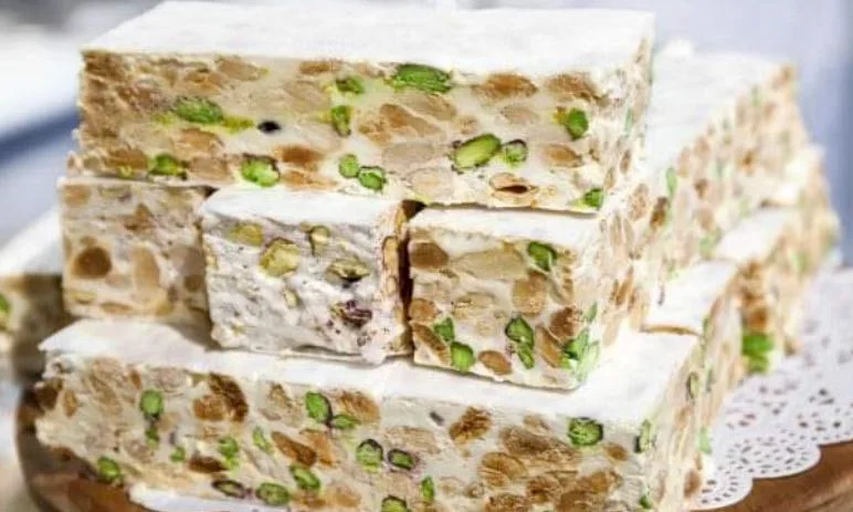 Torrone di Caltanissetta, un dolce siciliano irresistibile