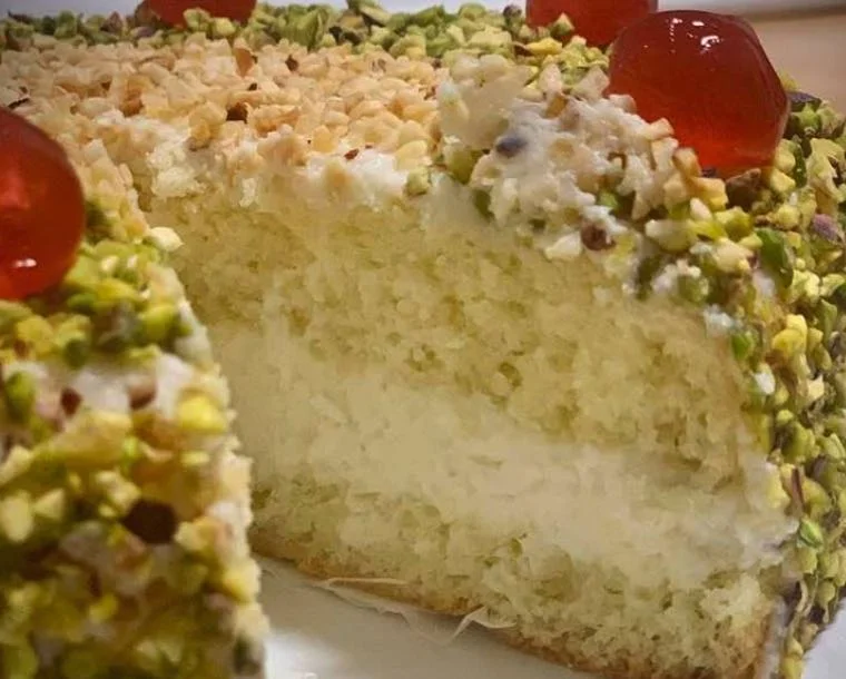 Torta Fedora: Tripudio di ricotta, mandorle e granella di pistacchio